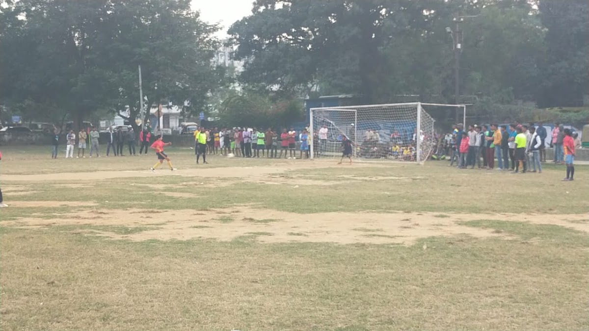 League Action: Live match defense on the tournament field